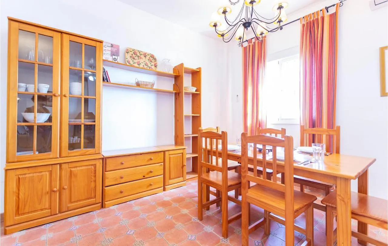 Beautiful Apartment In Alcaucin With Wifi