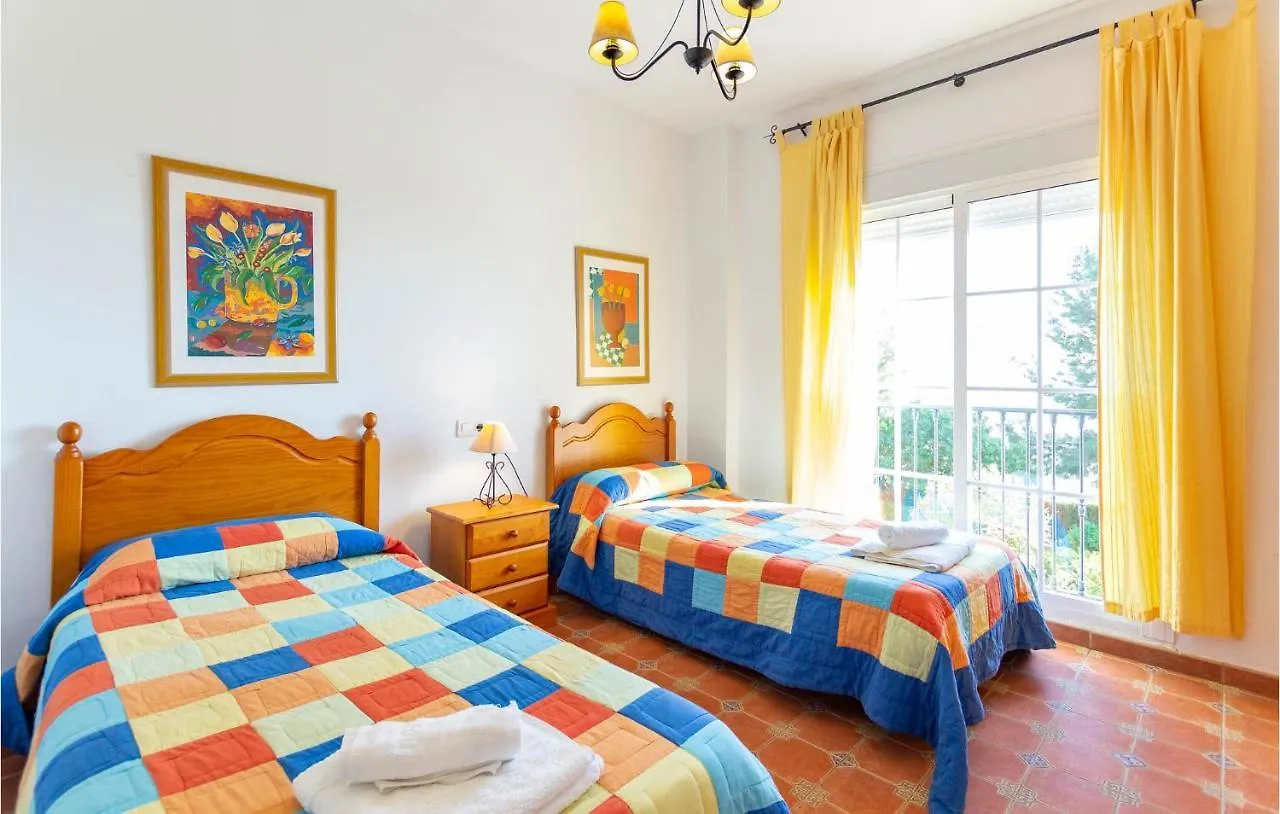 Beautiful Apartment In Alcaucin With Wifi 0*,