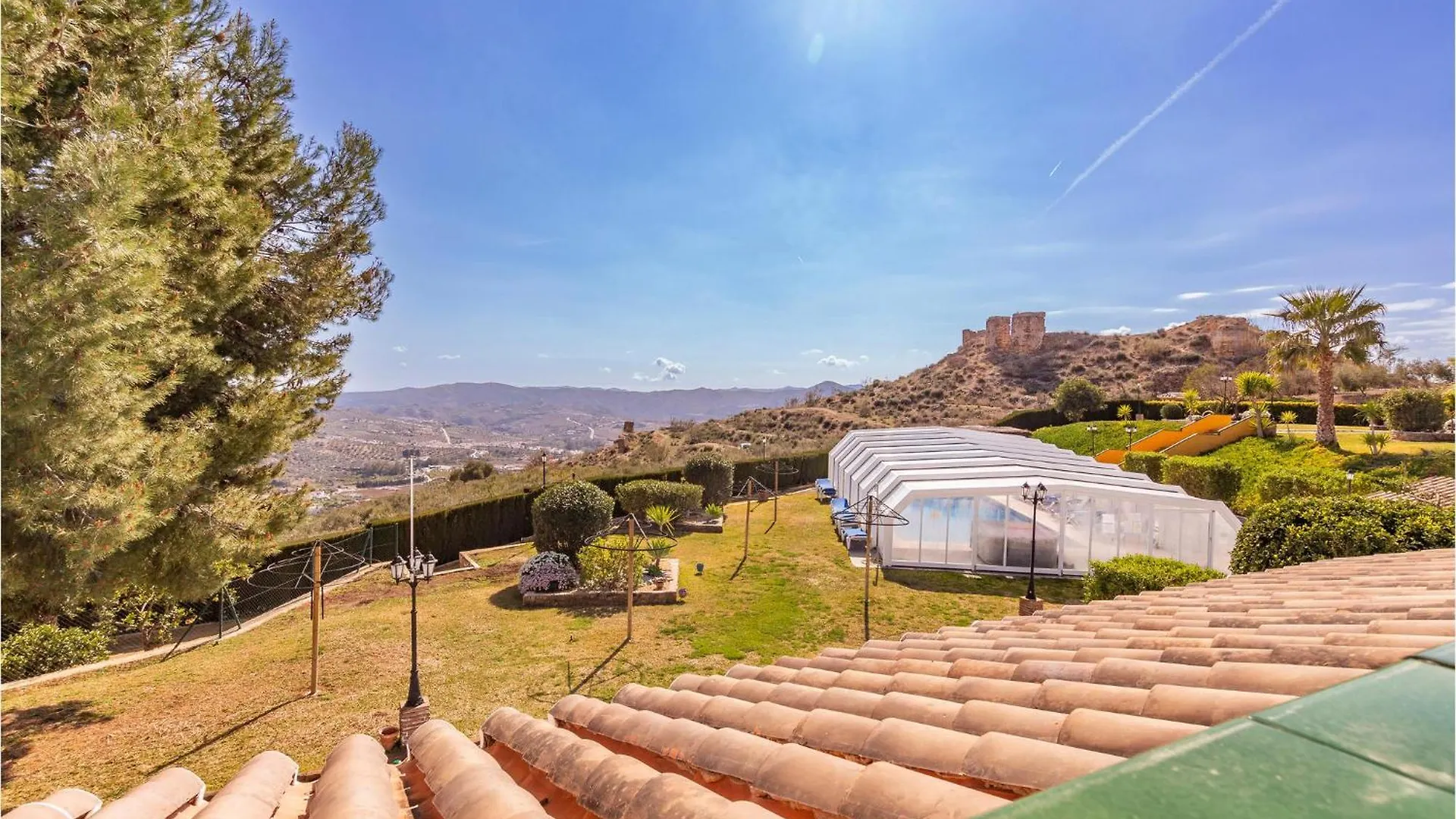 Beautiful Apartment In Alcaucin With Wifi